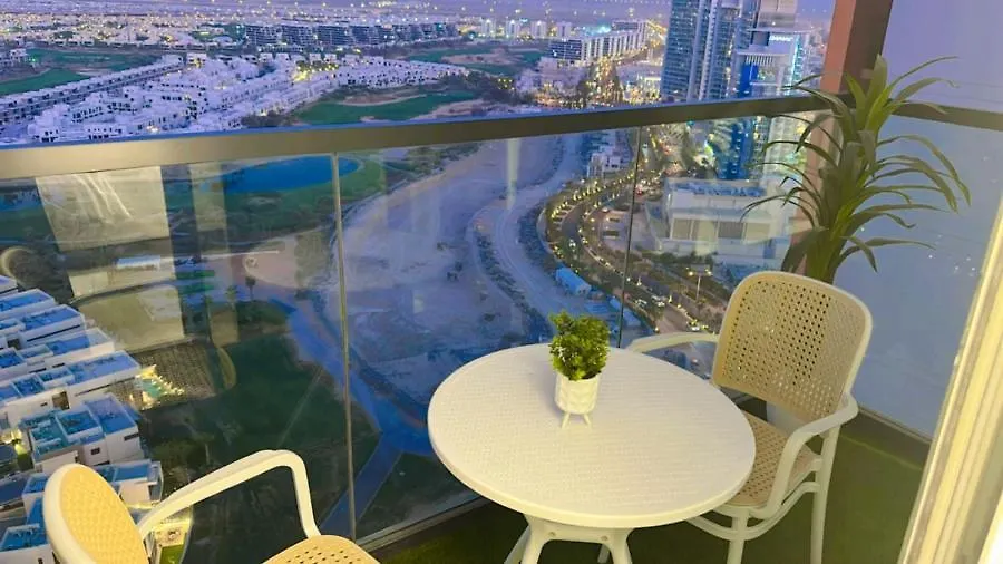 Designer 1Br I Golf View I Comfortably Sleeps 4 Dubai