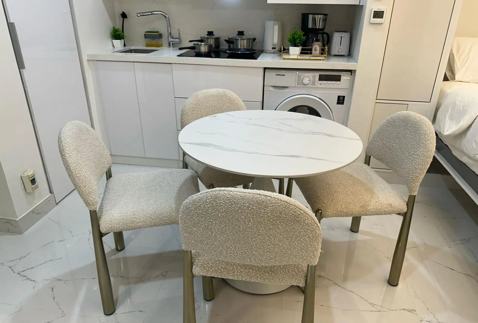 Designer 1Br I Golf View I Comfortably Sleeps 4 Dubai United Arab Emirates