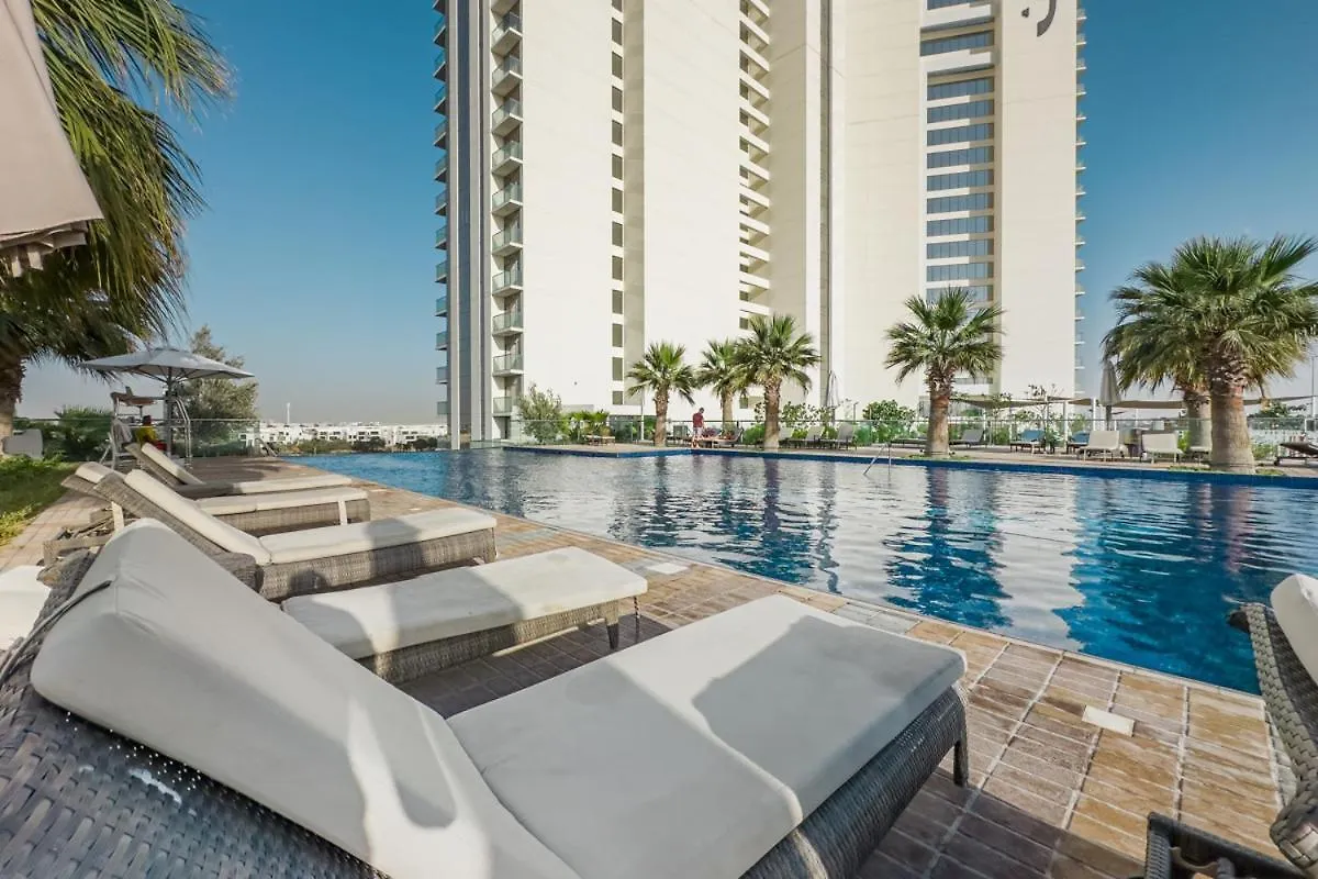 Designer 1Br I Golf View I Comfortably Sleeps 4 Dubai